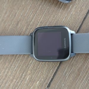 Garmin USA Venu Sq GPS SmartWatch 20mm- shadow grey